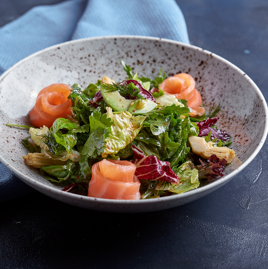 LIGHT & HEALTHY SMOKED SALMON SALAD: PERFECT FOR LUNCH