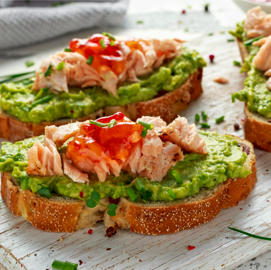 HOT SMOKED SALMON & AVOCADO TOAST